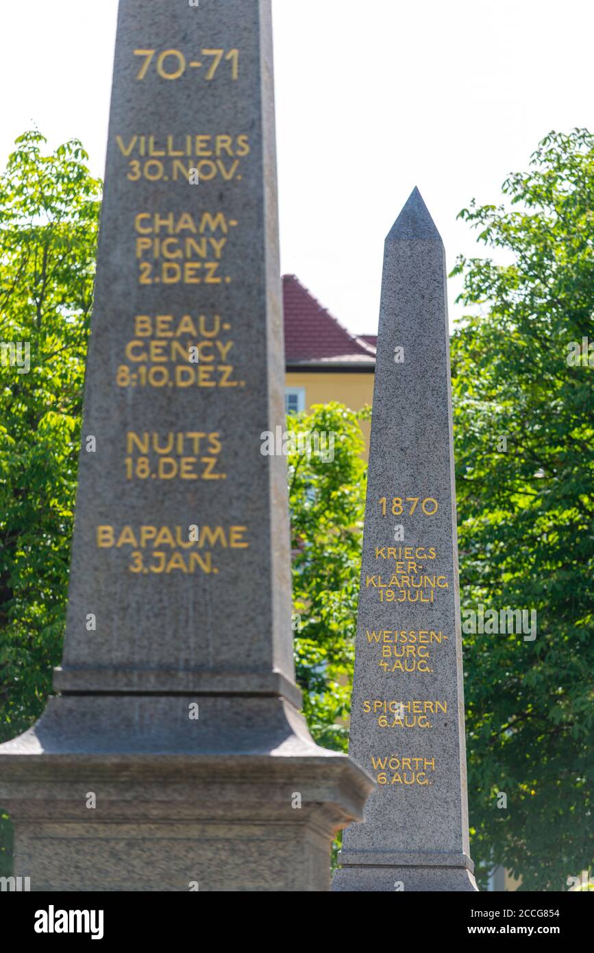 Monument commémorant les morts de la guerre 1870-1871 en français et en allemand, Karlsplatz, centre-ville de Stuttgart, Bade-Wurtemberg, Allemagne, Europe Banque D'Images