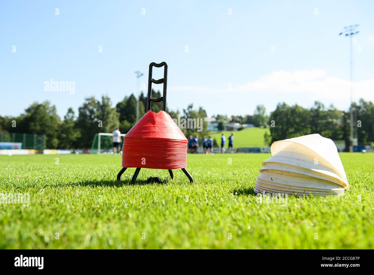 Fonctionnalité, chapeau. GES/football/2. Bundesliga: Karlsruher SC - camp d'entraînement, 22.08.2020 football: 2. Bundesliga: Camp d'entraînement KSC, Bad Leonfelden, Autriche, 22 août 2020 | utilisation dans le monde entier Banque D'Images