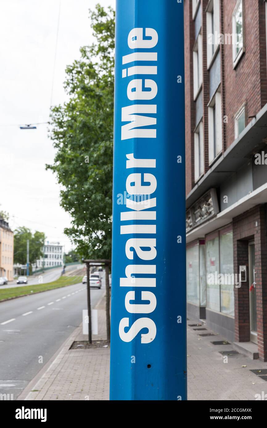 Schalker Meile zone fan du club de football FC Schalke 04, à Gelsenkirchen, Rhénanie-du-Nord-Westphalie, Allemagne Banque D'Images