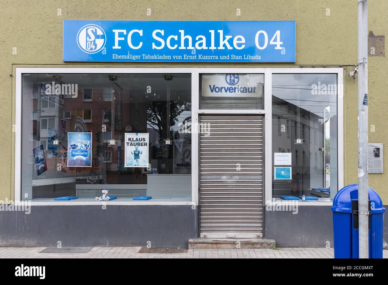 Magasin de billets et d'articles de fan, zone de fans de Schalker Meile du club de football FC Schalke 04, Kurt-Schumacher-Straße à Gelsenkirchen, Rhénanie-du-Nord-Westphalie, Banque D'Images