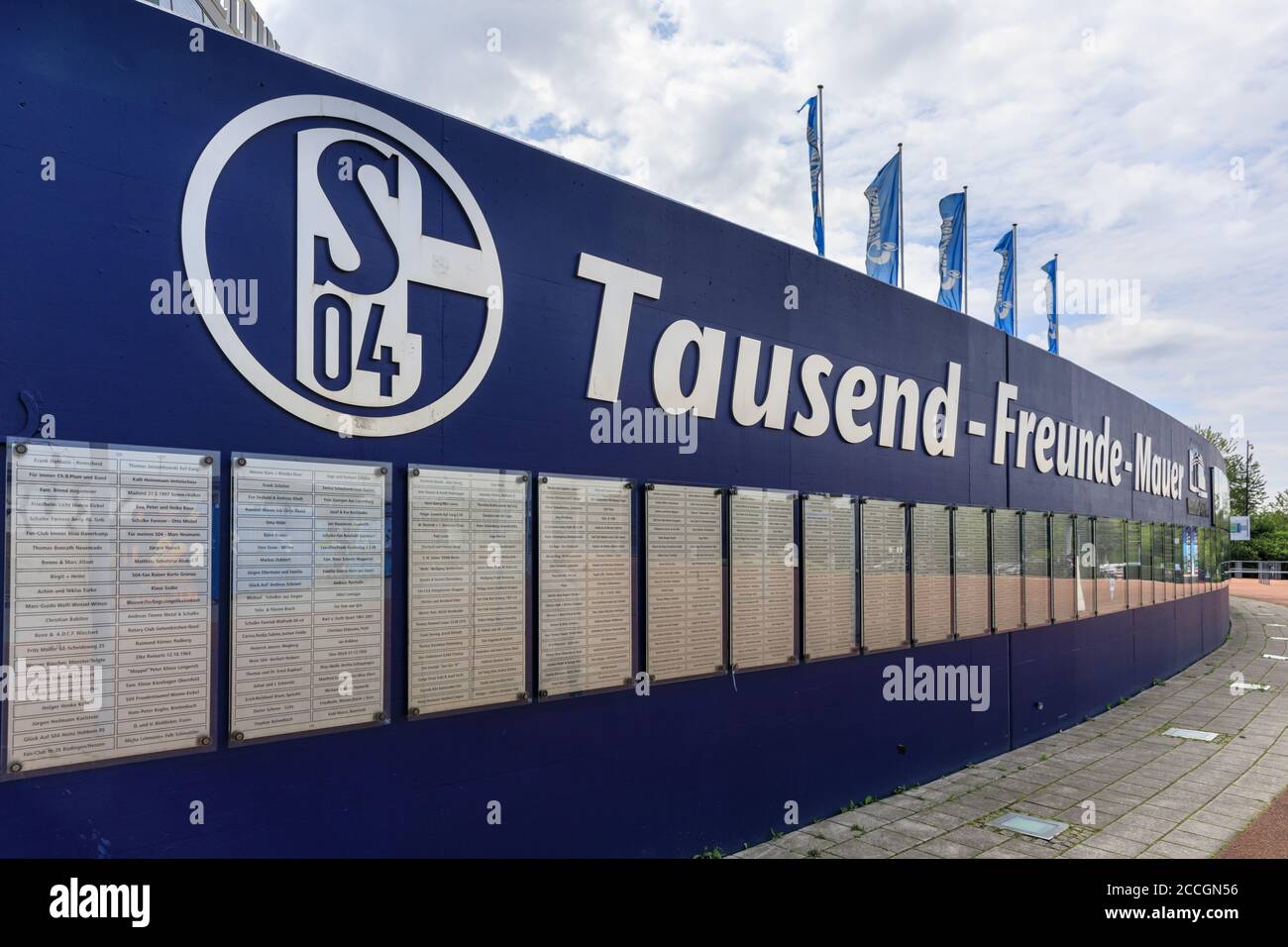 Tausend Freunde Mauer, mur des amis de Schalke, Arena Auf Schalke, Veltins-Arena, stade de football 04 du FC Schalke à Gelsenkirchen, Rhénanie-du-Nord-Westp Banque D'Images