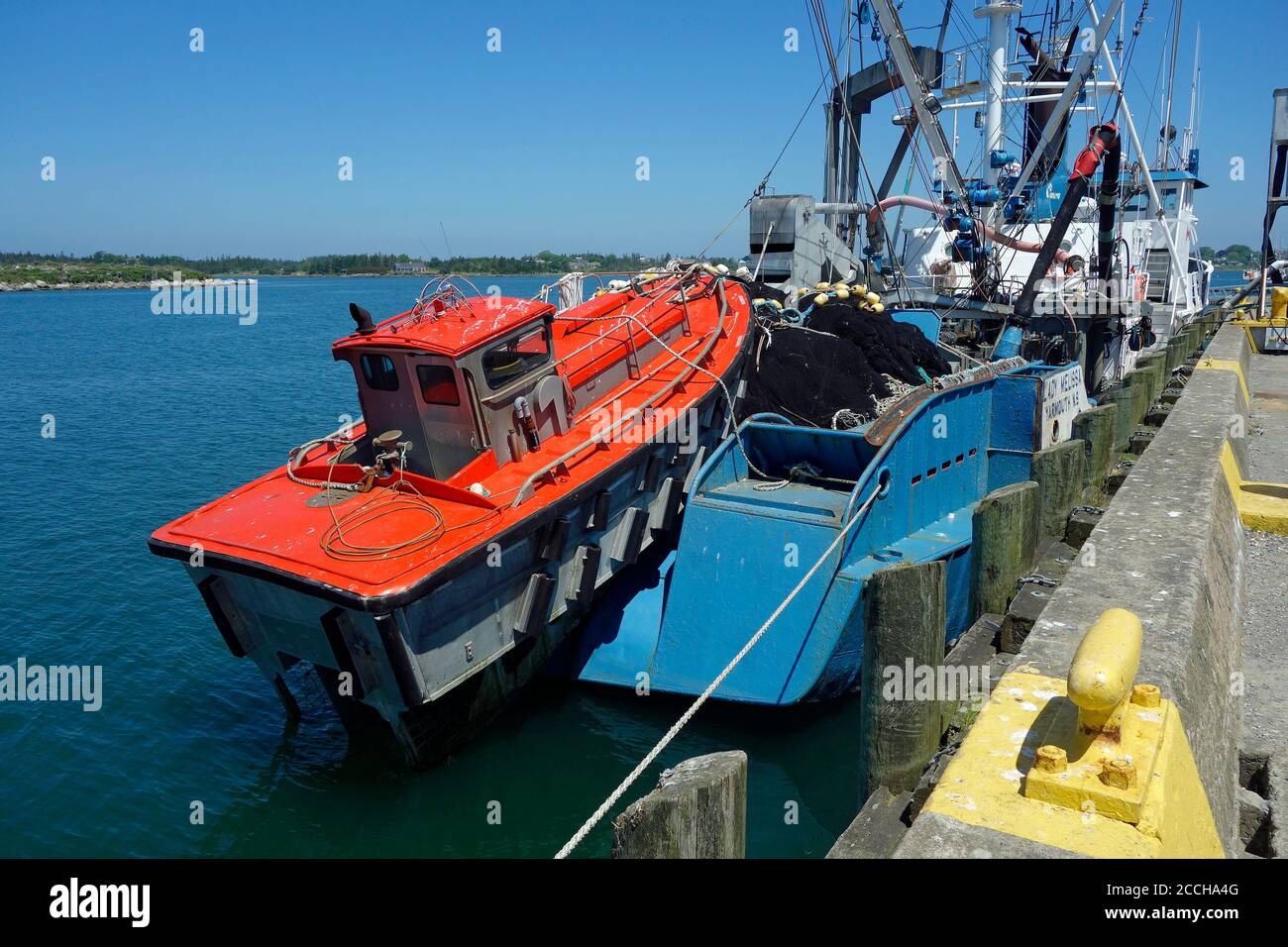 Un bateau de pêche marin Banque D'Images