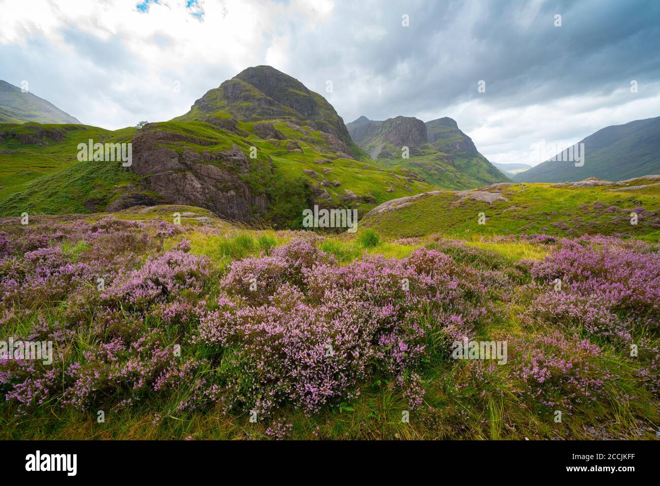 Vue de Beinn Fhada, une partie de Bidean Nam bian également connue sous le nom de Three Sisters of Glencoe, région des Highlands, Écosse, Royaume-Uni Banque D'Images