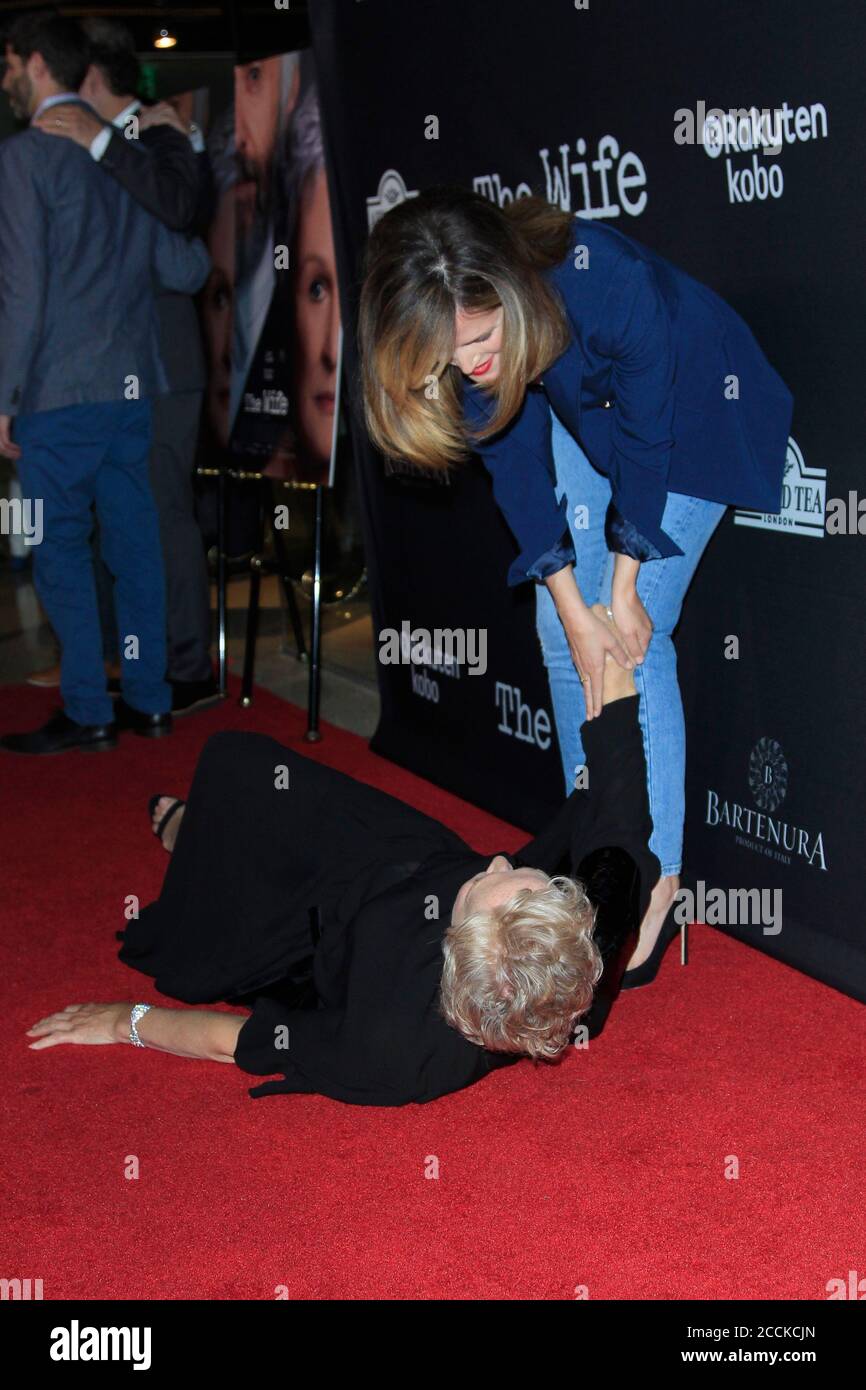 Rose byrne and glenn close Banque de photographies et d’images à haute ...