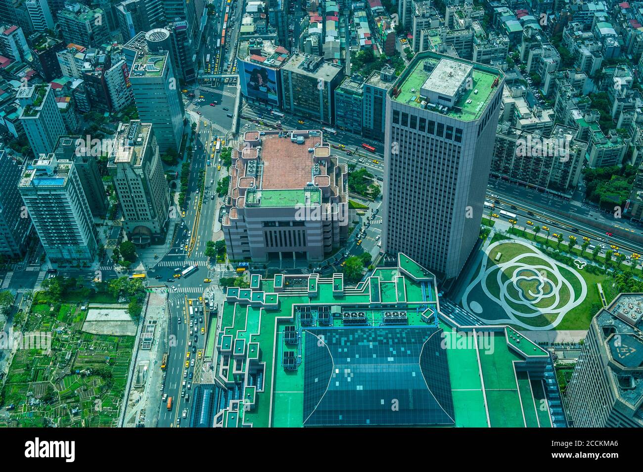 Taïwan, Taipei, bâtiments du centre-ville vus de 101 gratte-ciel Banque D'Images