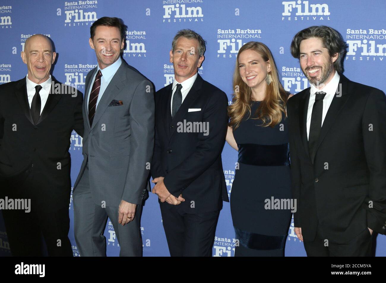 LOS ANGELES - NOVEMBRE 19 : JK Simmons, Hugh Jackman, Ben Mendelsohn, Helen Estabrook, Jason Reitman au SBIFF Kirk Douglas Award, honorant Hugh Jackman au Ritz Carlton Bacara le 19 novembre 2018 à Santa Barbara, CA Banque D'Images