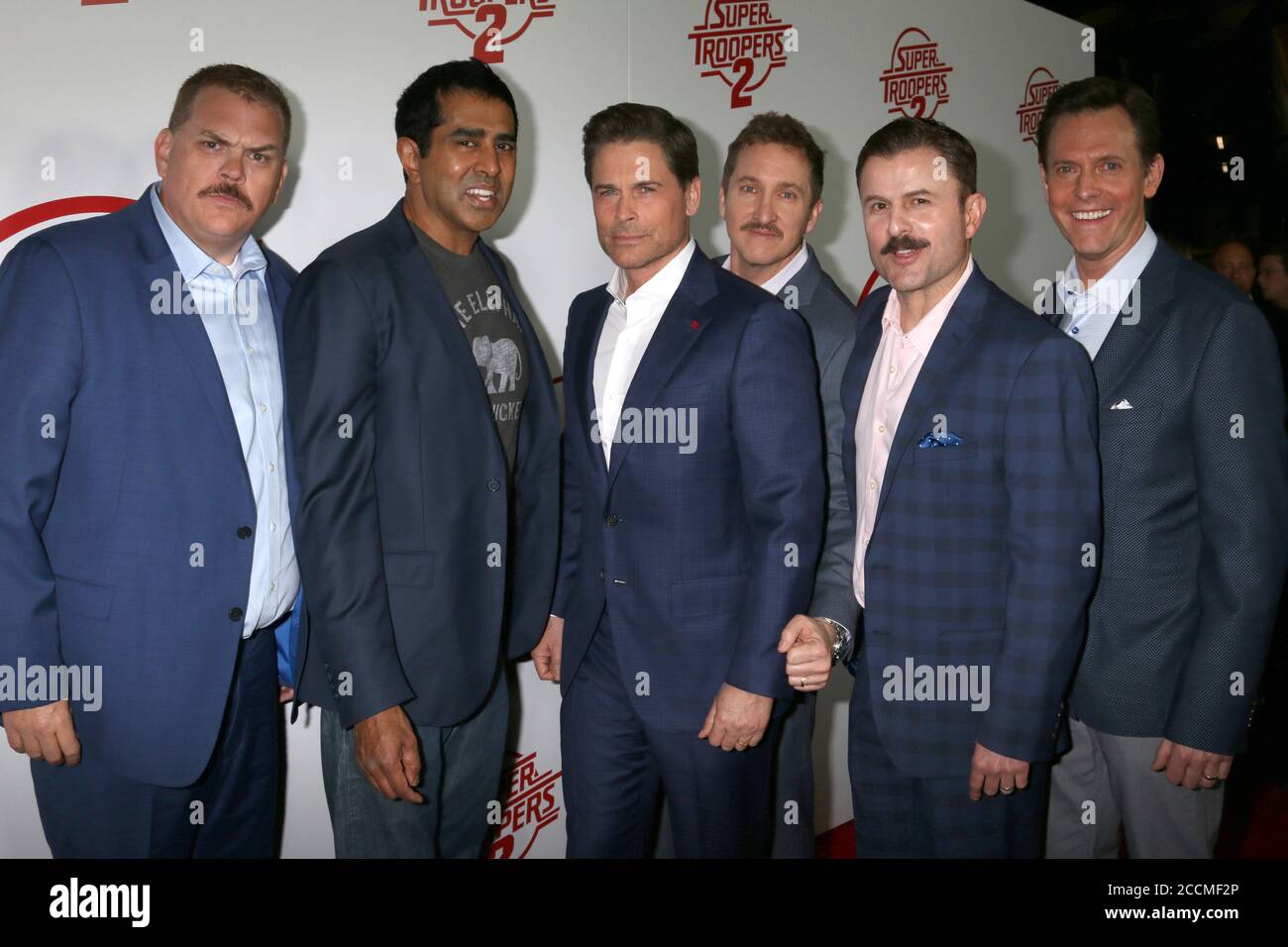 LOS ANGELES - APR 11: Kevin Heffernan, Jay Chandrasekhar, Rob Lowe, Paul Soter, Steve Lemme, Erik Stolhanske à la première Super Troopers 2 à ArcLight Hollywood le 11 avril 2018 à Los Angeles, CA Banque D'Images