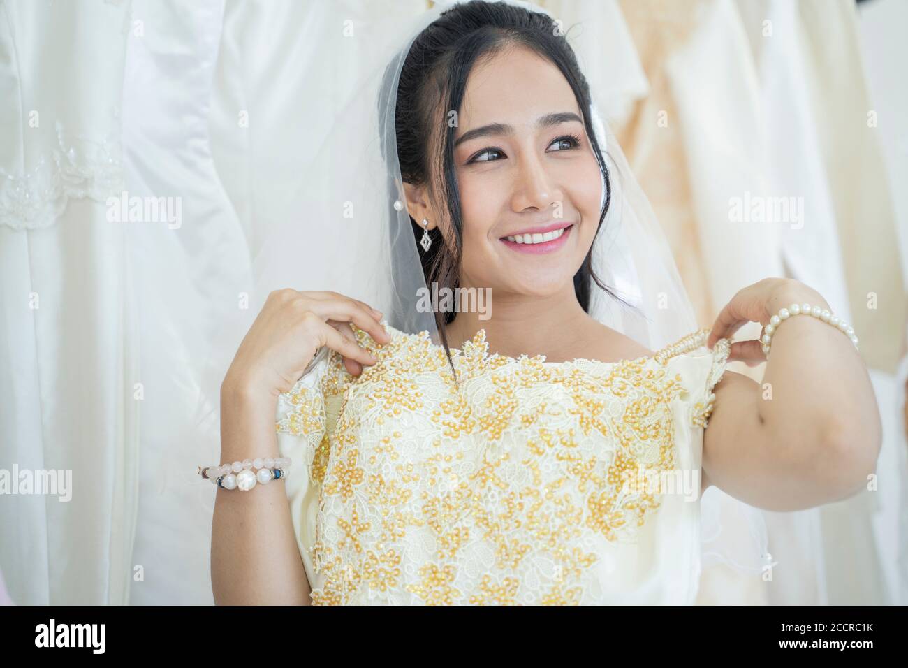 Salon de beauté pour la mariée asiatique. Banque D'Images