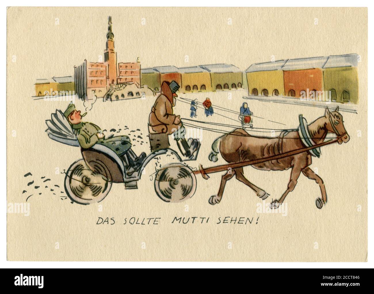 Carte postale historique allemande : c'est ce que maman devrait voir. Ville d'Europe de l'est occupée par les troupes nazies. Un cabman dans un taxi porte un soldat-envahisseur. Banque D'Images