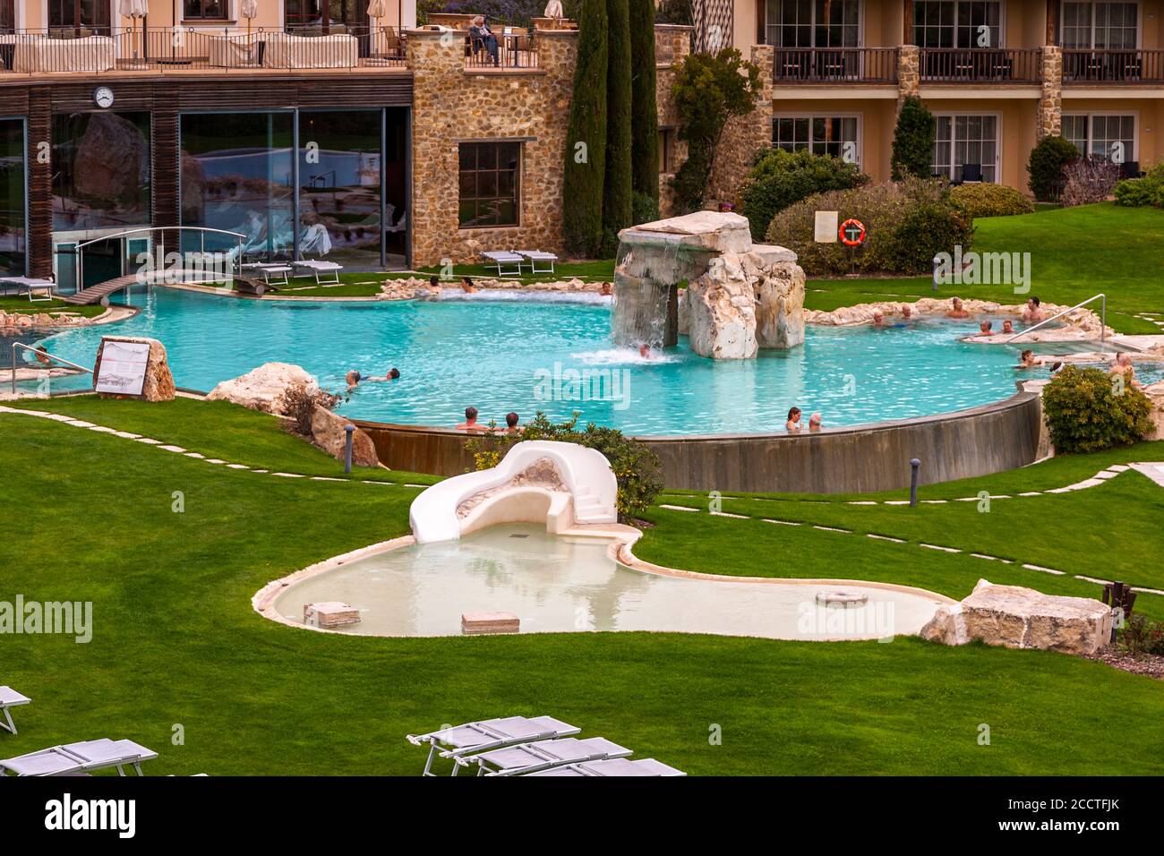 Hotel Adler Thermae, Bagno Vignoni, Toscane avec piscine thermale, Toscane, Val d'orcia Italie, Patrimoine mondial de l'UNESCO, Banque D'Images