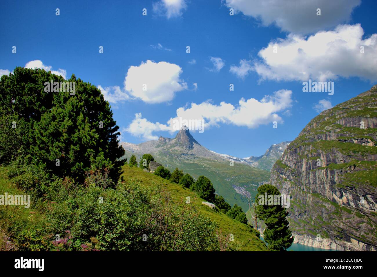 Mont Zervreila en Suisse Banque D'Images