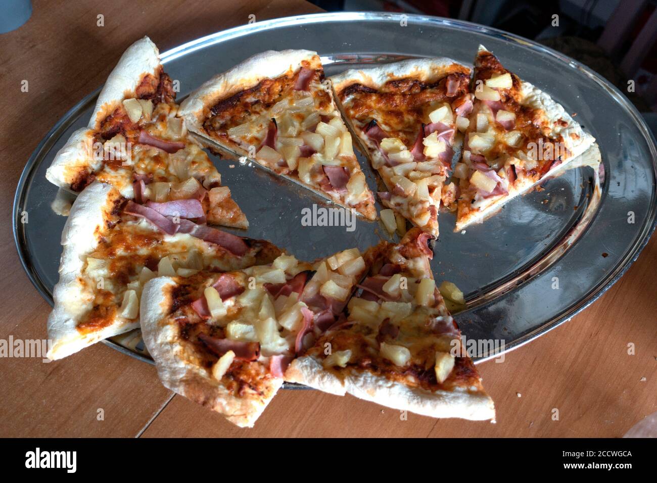Quartiers de pizza maison. Zawady Gmina Rzeczyca Pologne Banque D'Images