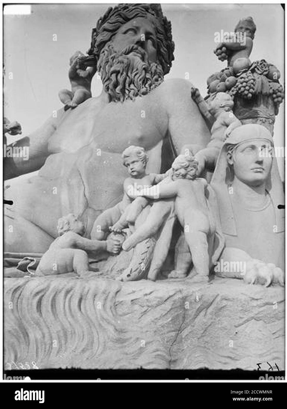 Jardin des Tuileries - Statue du Nil groupe sculpture - Paris 01 - Médiathèque de l'architecture et du patrimoine - Banque D'Images