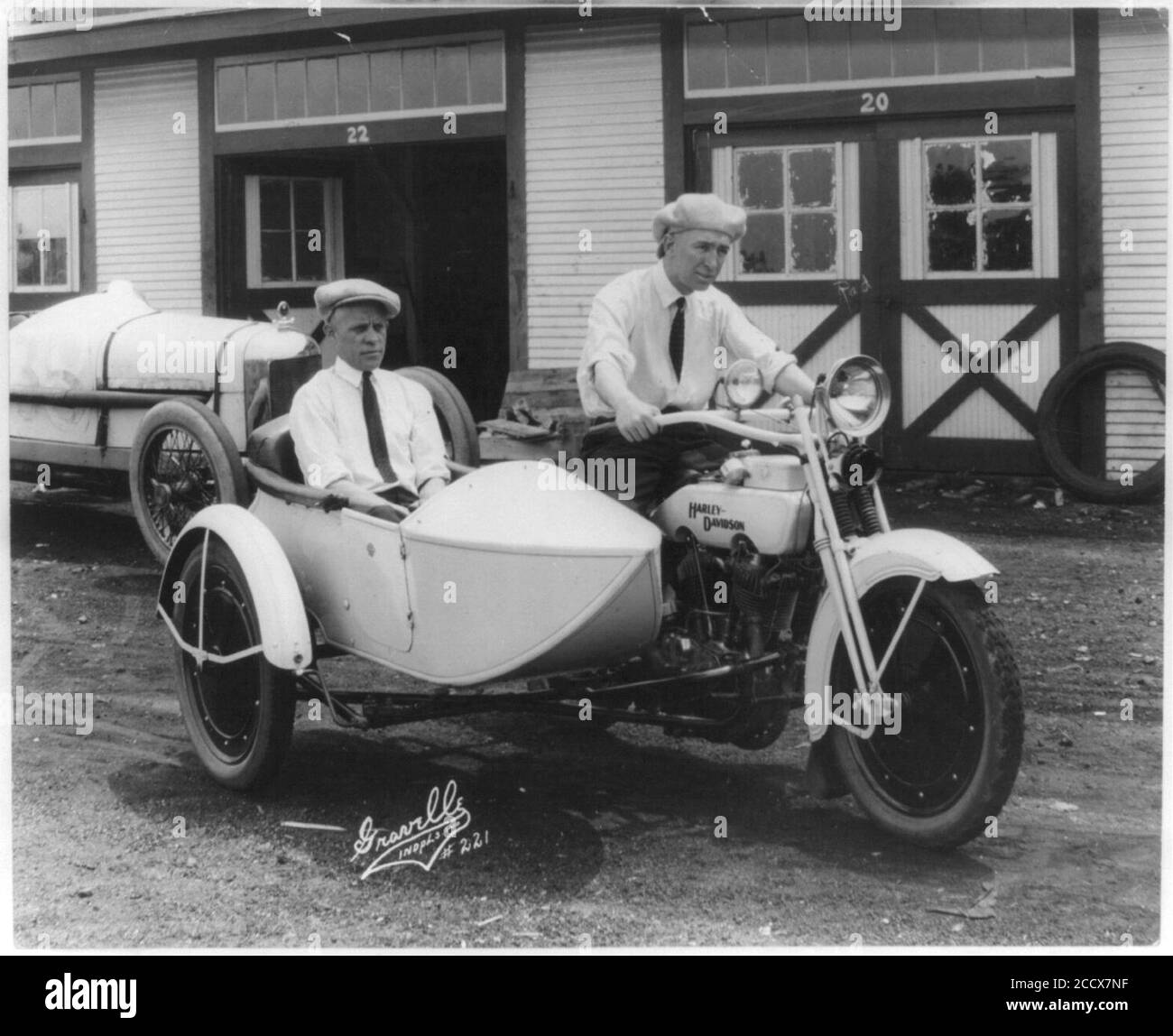 Harley davidson motorcycle and sidecar Banque de photographies et d ...