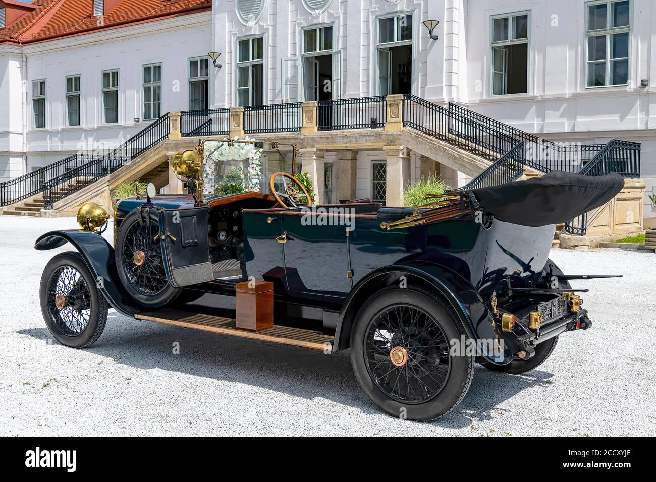 Oldtimer Hispano-Suiza T16, construit en 1917, 4 cylindres, capacité 2950 ccm, puissance 60 ch, max 80 km/h, 4 rapports à l'avant, 1 marche arrière, vue arrière gauche vers l'intérieur Banque D'Images