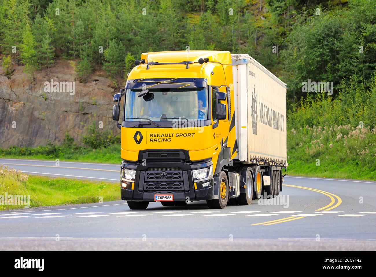 Renault Trucks T High Renault Sport Racing, Sirius jaune, édition limitée de 100 véhicules, dont 10 en Finlande. Forssa, Finlande. 21 août 20. Banque D'Images