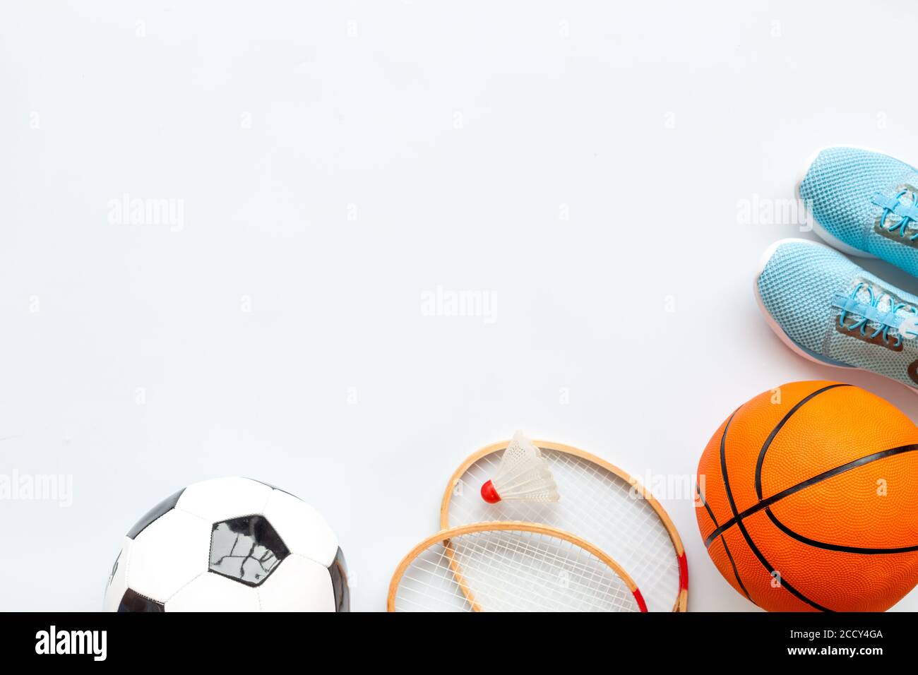 Cadre de balles de sport football basket ball badminton sur