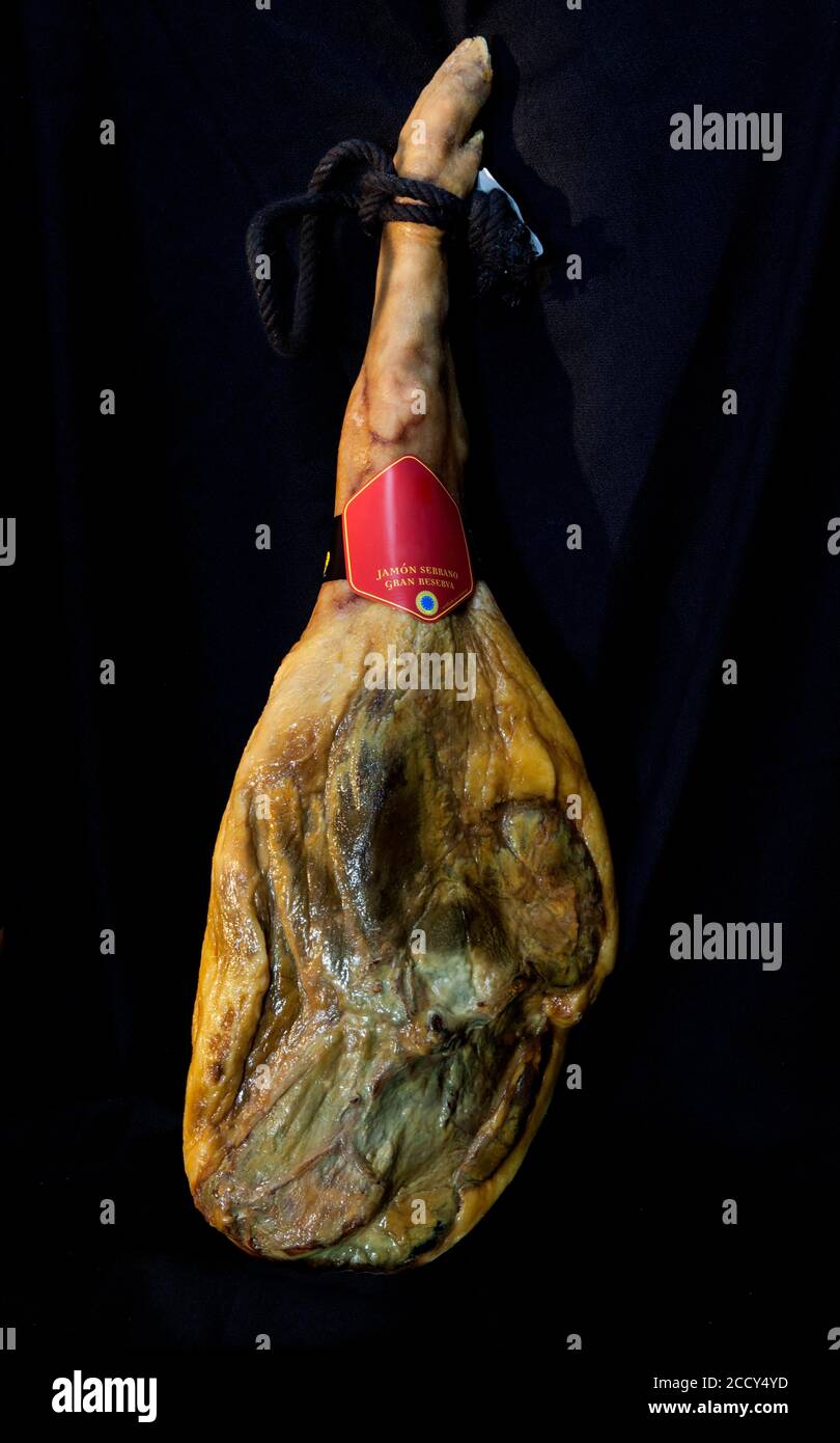 Une pièce de Jamon Serrano, usine de Cantimpalos, province de Ségovie, Espagne Banque D'Images