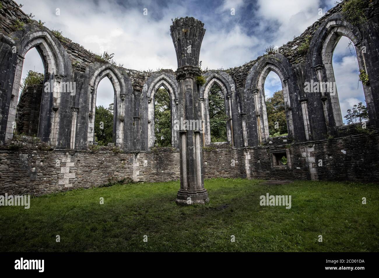 Ruines monastiques à MARGAM COUNTRY PARK, Margam, Port Talbot, pays de Galles, Royaume-Uni Banque D'Images