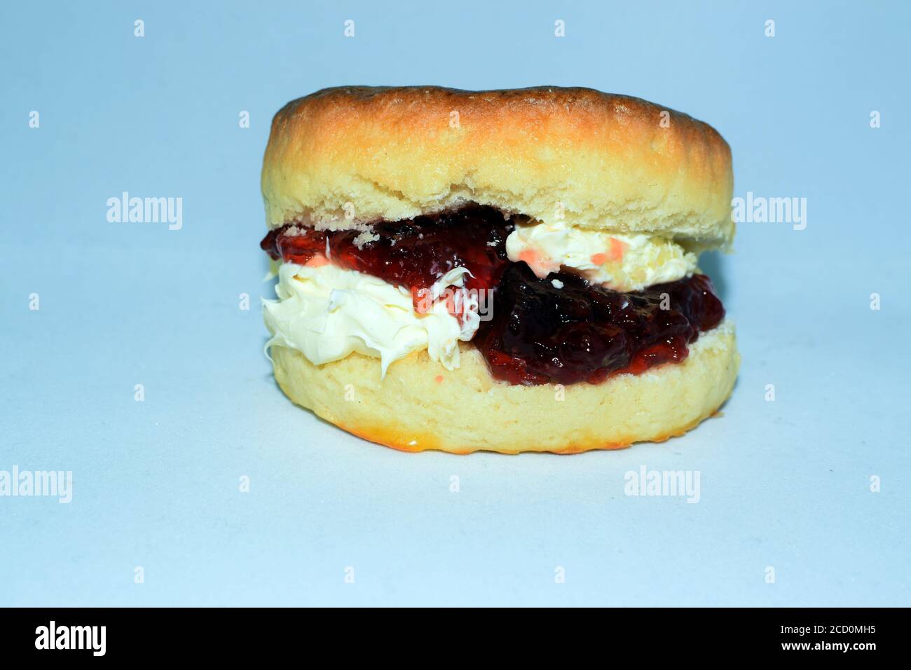 A Cornouailles et Devon crème combinée scone 2 (de 2) Banque D'Images