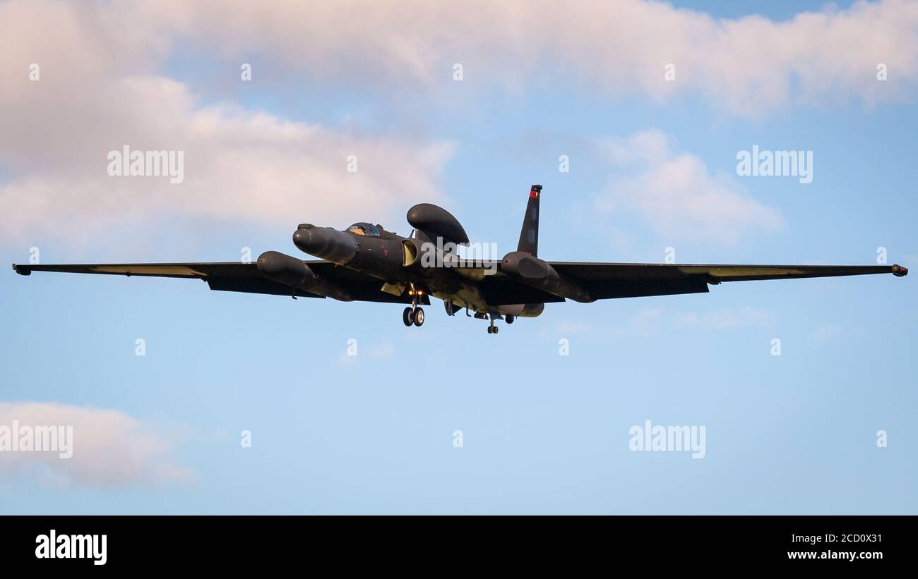 68-10337 USAF Lockheed U-2 Dragon Lady avion de reconnaissance de haute altitude (NOUN01) descend à RAF Fairford. Samedi 22 août 2020. (Crédit : Jon Hobley | MI News) Banque D'Images