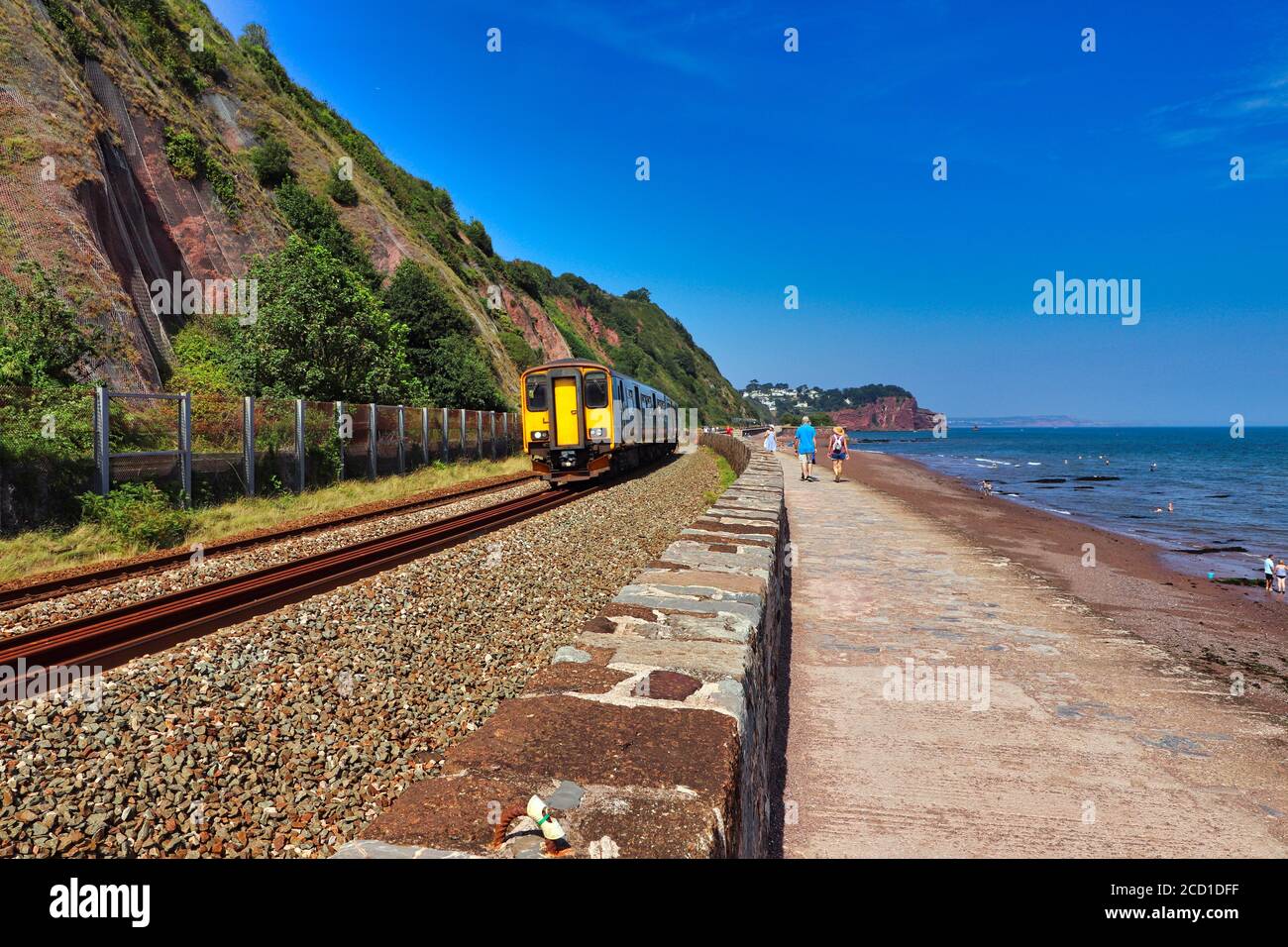 Train Teignmouth sur le front de mer Banque D'Images