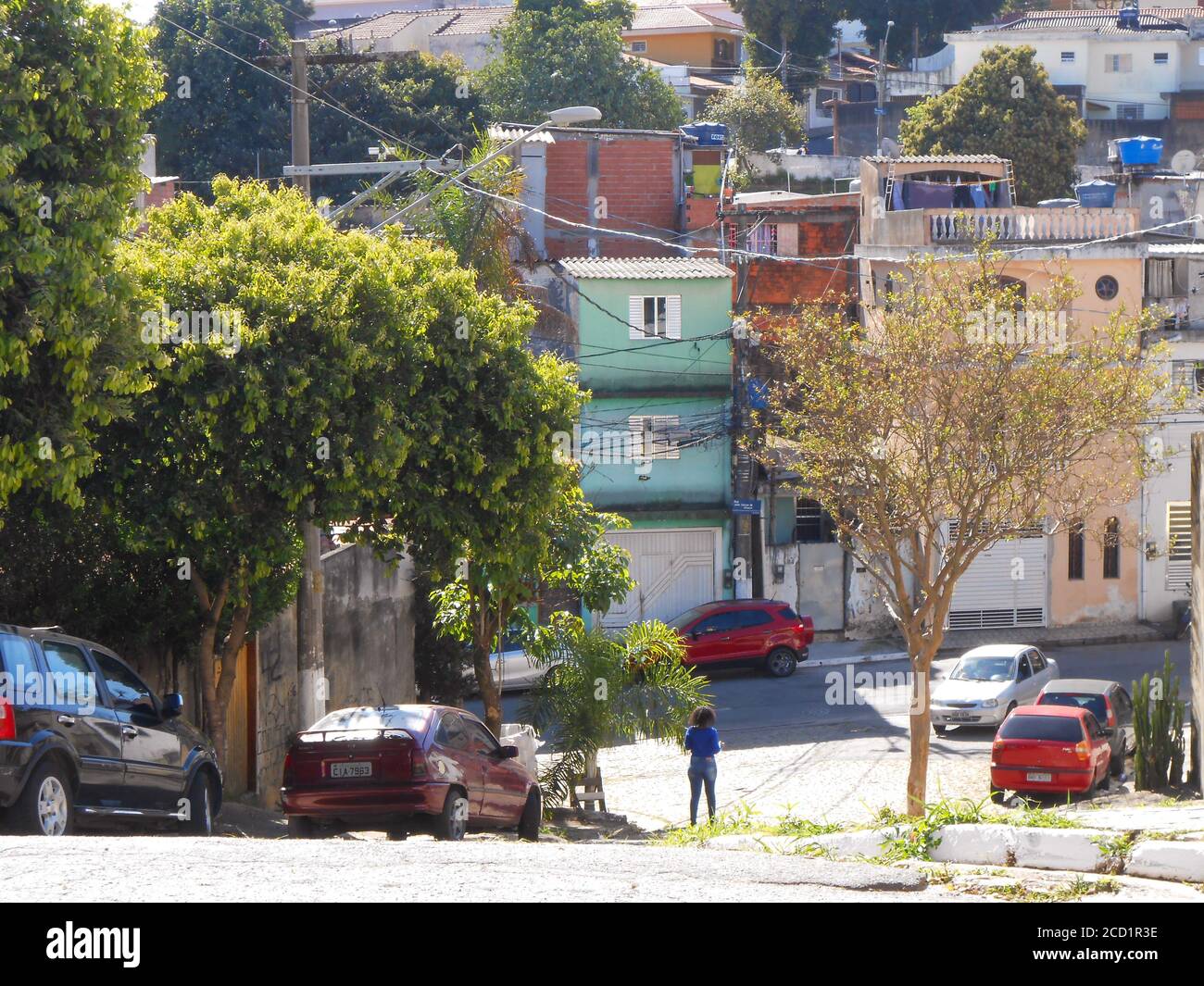 SÃO PAULO, SP - 25.08.2020 : CRESCIMENTO DAS CLASSES D E E QUARENTENA - avec l'économie en baisse depuis le début de la quarantaine, une étude de la consultance Trends souligne que la détérioration du marché du travail va entraîner le déplacement de 15 millions de Brésiliens vers une classe sociale inférieure. Selon l'étude, près de 3.8 millions de ménages seront classés dans les strates sociales D et C. ce qui explique cette détérioration est la détérioration du travail, à la fois informel et formel, pendant la pandémie du coronavirus. (Photo: Centre des congrès de Cesar/Fotoarena) Banque D'Images