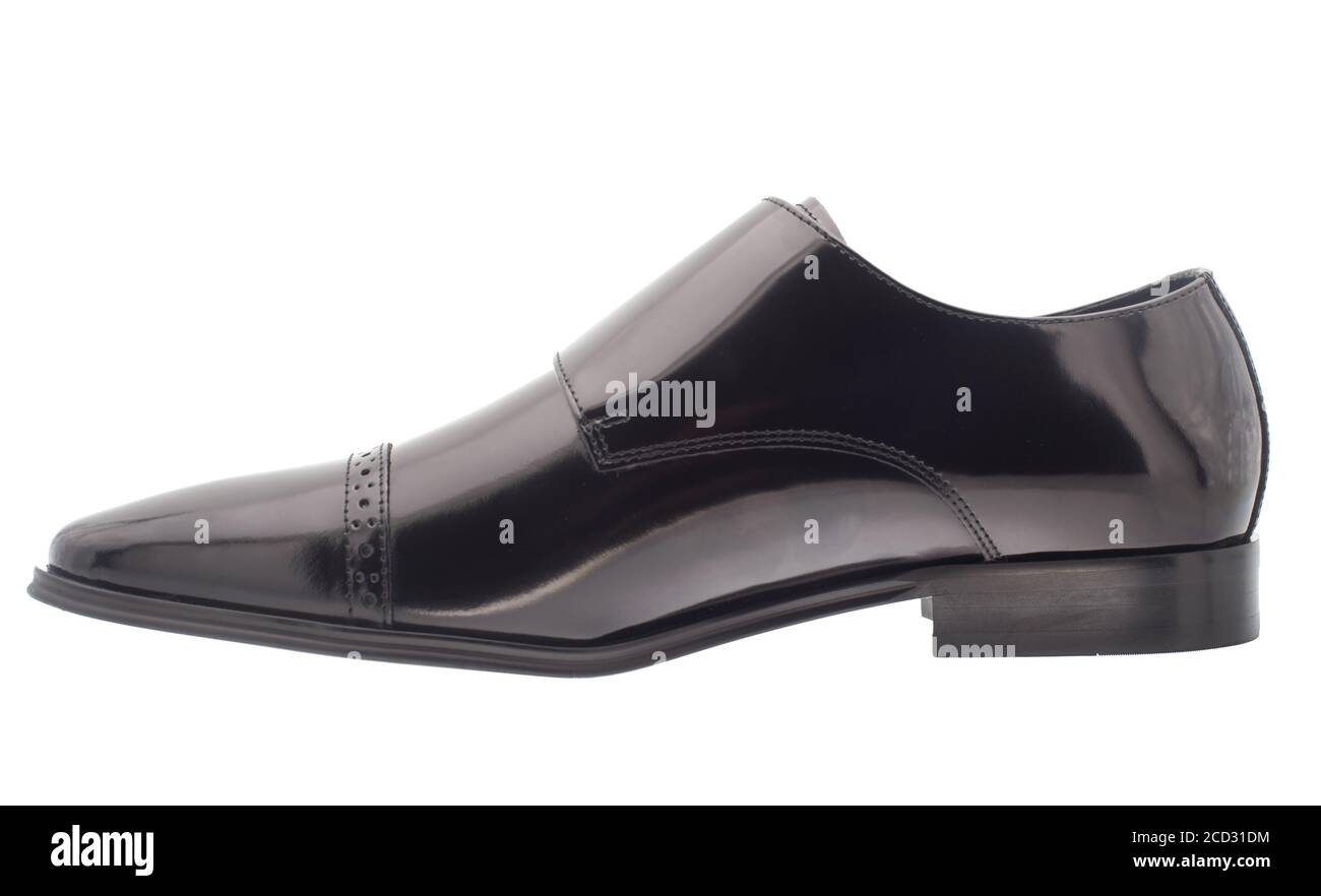 Chaussures noires pour hommes sur fond blanc. Banque D'Images