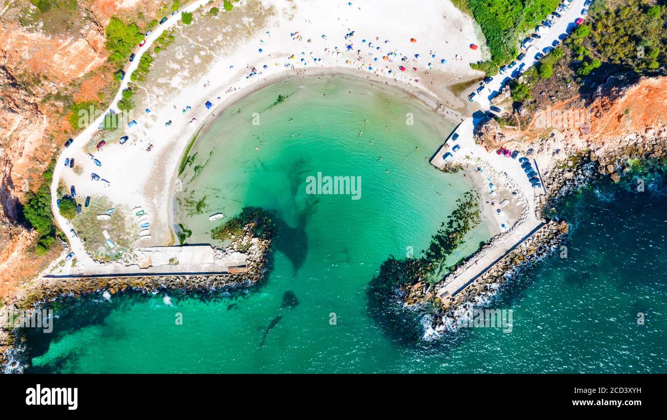 Plage de Bolata, Bulgarie. Incroyable plage d'eau turquoise sur le cap Kaliakra, Mer Noire. Banque D'Images
