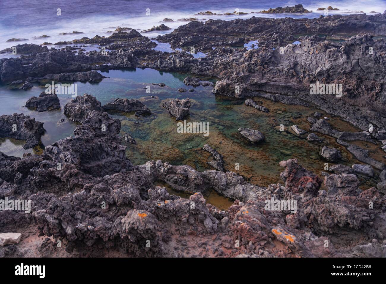 Los Silos volcanique naturel eau salée flaques, longue exposition, Tenerife, îles Canaries, Espagne Banque D'Images