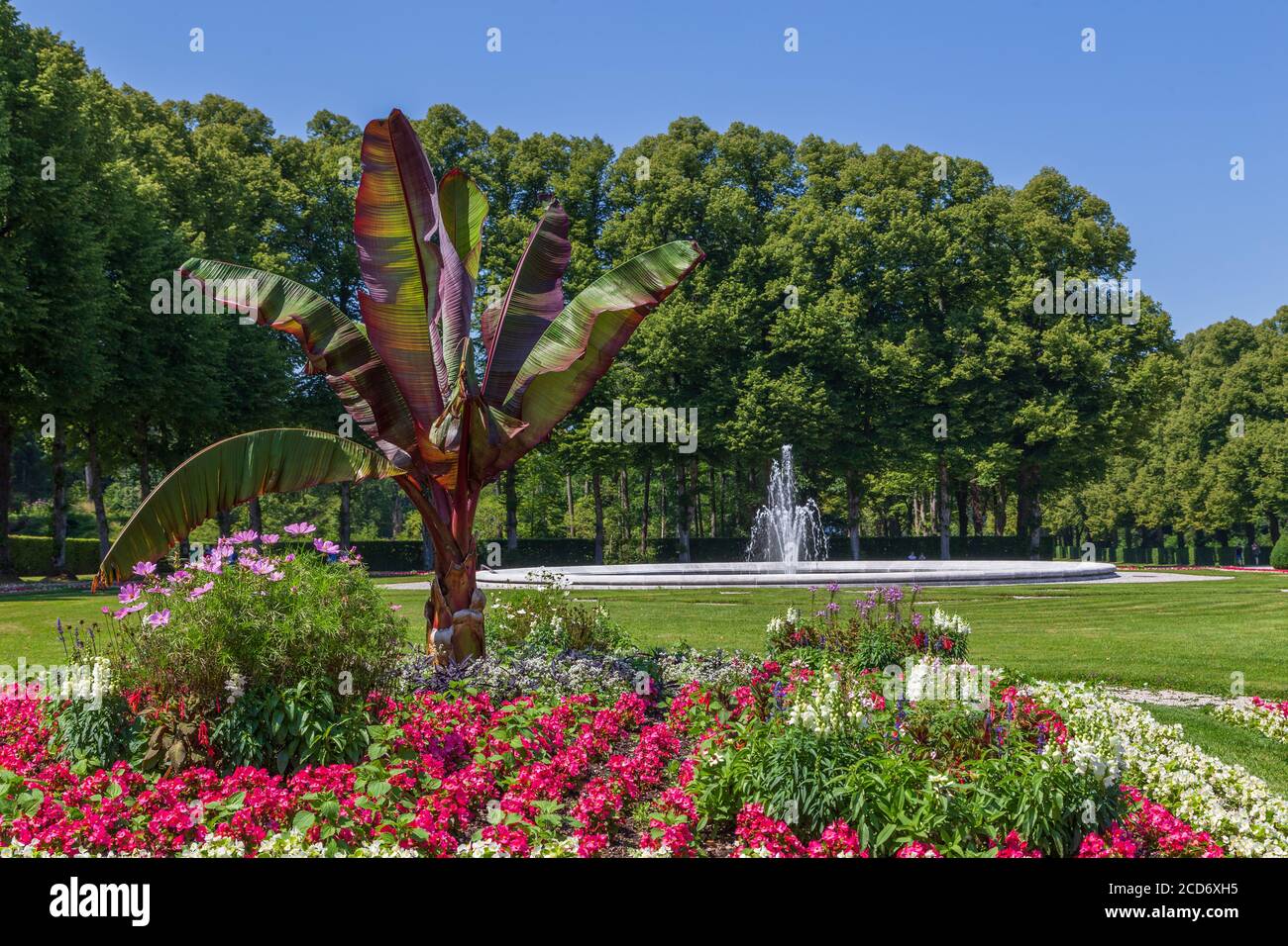 Château et fontaine Herrenchiemsee, monument en Allemagne et imitation du château de Versailles. Banque D'Images
