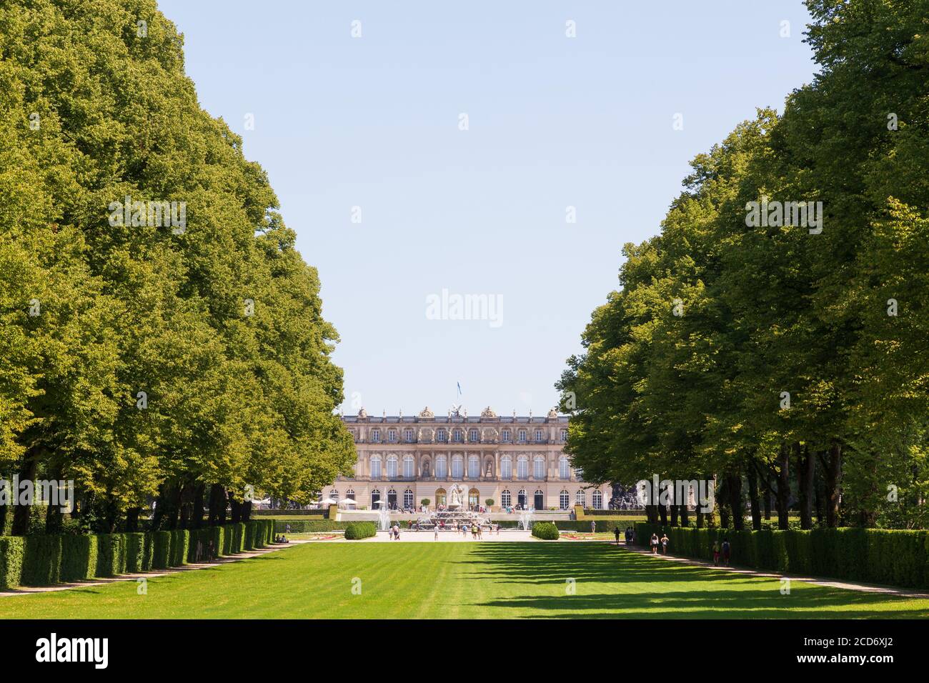 Château et fontaine Herrenchiemsee, monument en Allemagne et imitation du château de Versailles. Banque D'Images