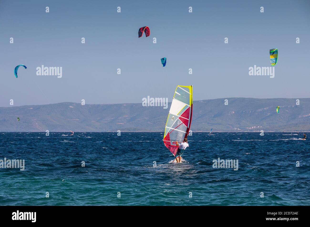 Kite et planche à voile sur l'île de Bol Brac Banque D'Images