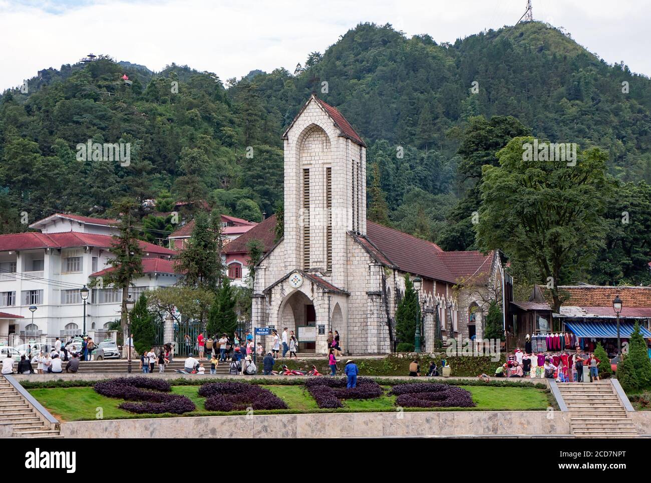 Ancienne église en pierre, centre-ville de Sapa, Vietnam Banque D'Images