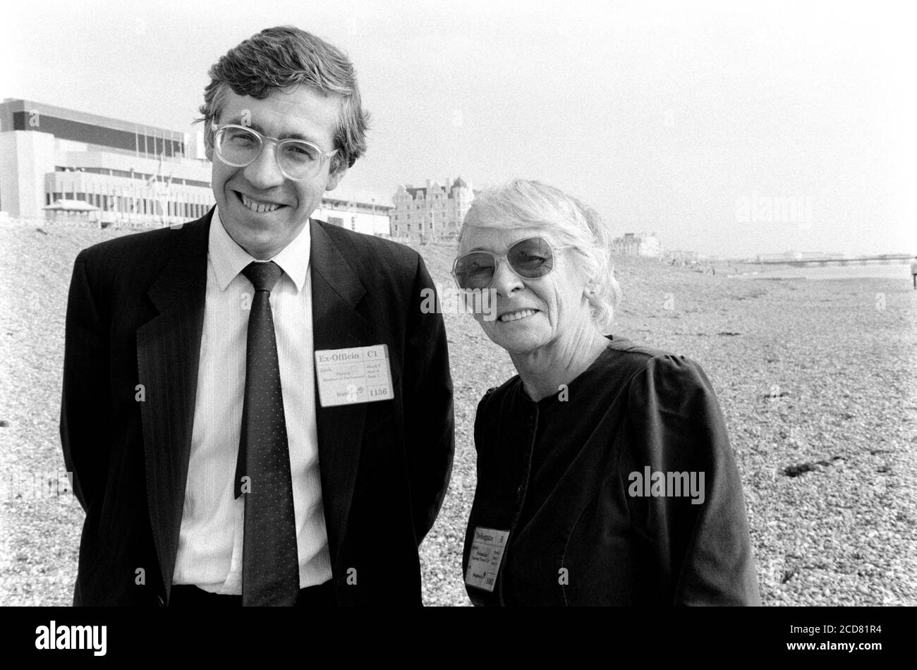 Jack Straw Secrétaire de l'éducation fantôme du député de travail sur la plage près du Centre de Brighton lors de la Conférence du Parti du travail Brighton, East Sussex. 03 octobre 1989. Photo: Neil Turner Banque D'Images