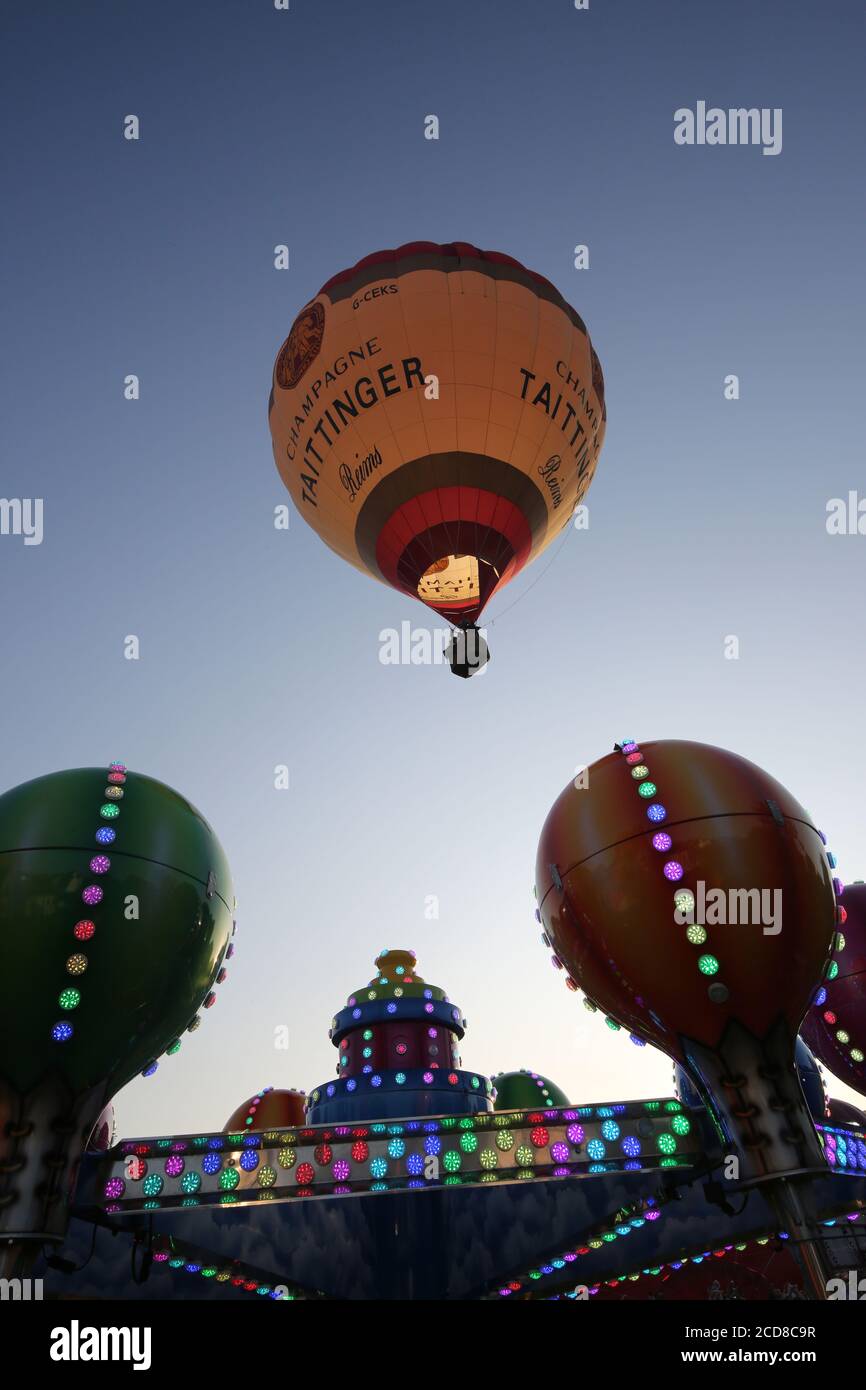 20e anniversaire de Strathaven Festival de ballon d'air chaud Taittinger Champagne ballon décollage de l'Écosse, 25 août 2019 crédit : Alister Firth Banque D'Images