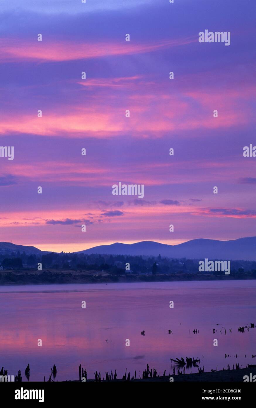 Columbia River Sunrise, parc régional de Wenatchee Confluence, Washington Banque D'Images