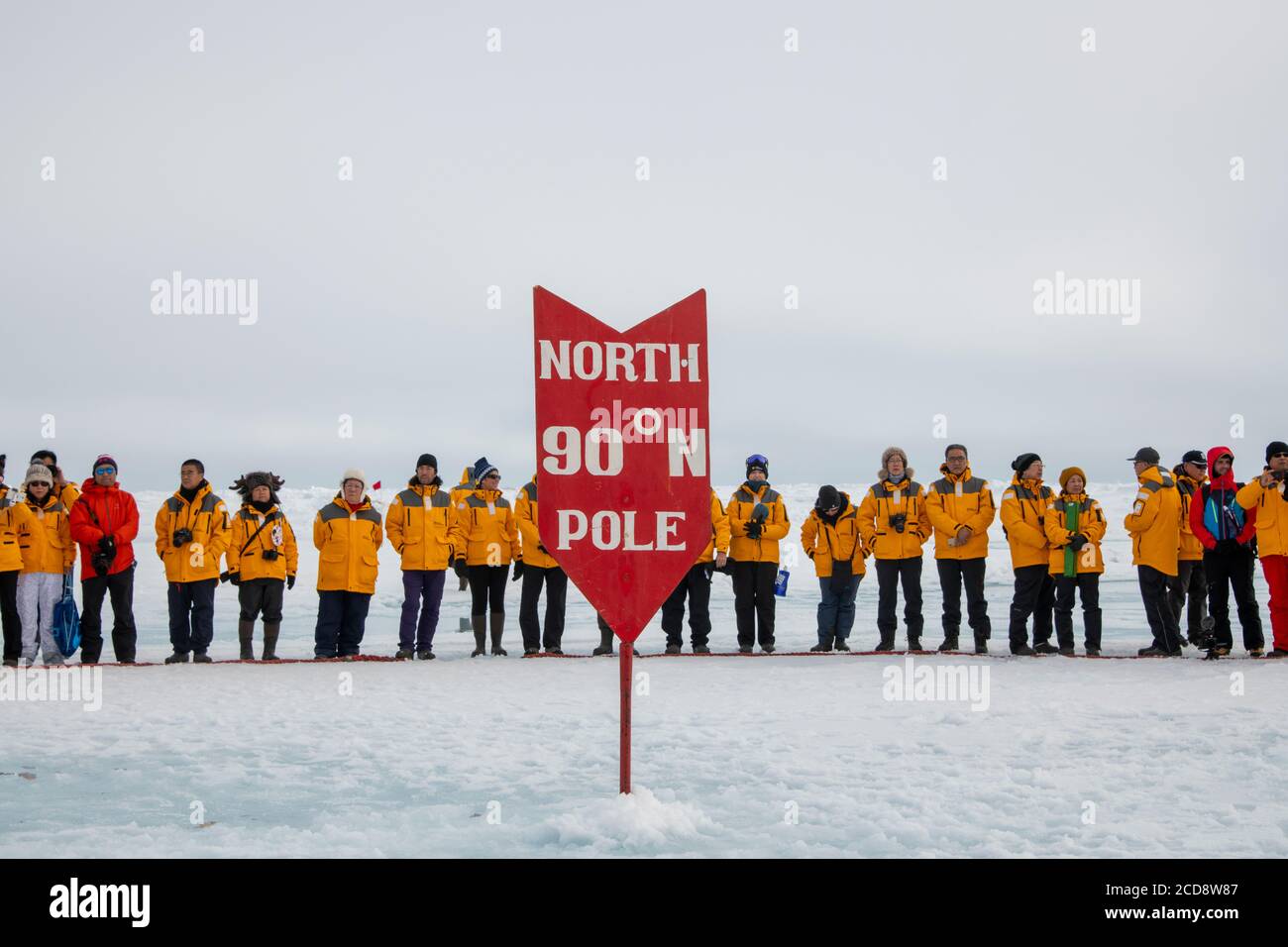 Russie, Haut Arctique, pôle Nord géographique, 90 degrés nord. Les touristes d'aventure au pôle Nord. Banque D'Images