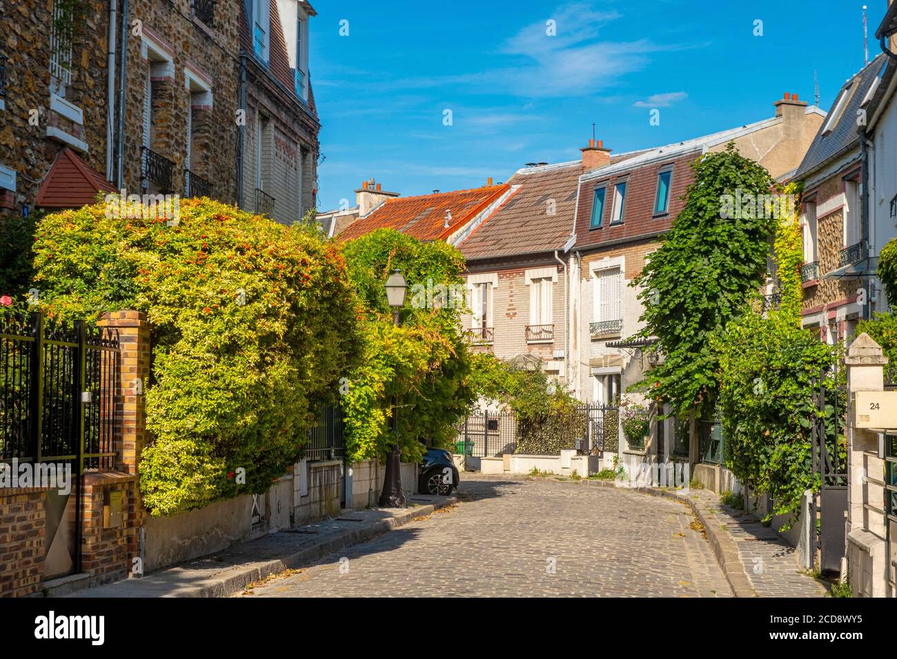 France, Paris, porte de Bagnolet, la campagne à Paris Photo Stock - Alamy