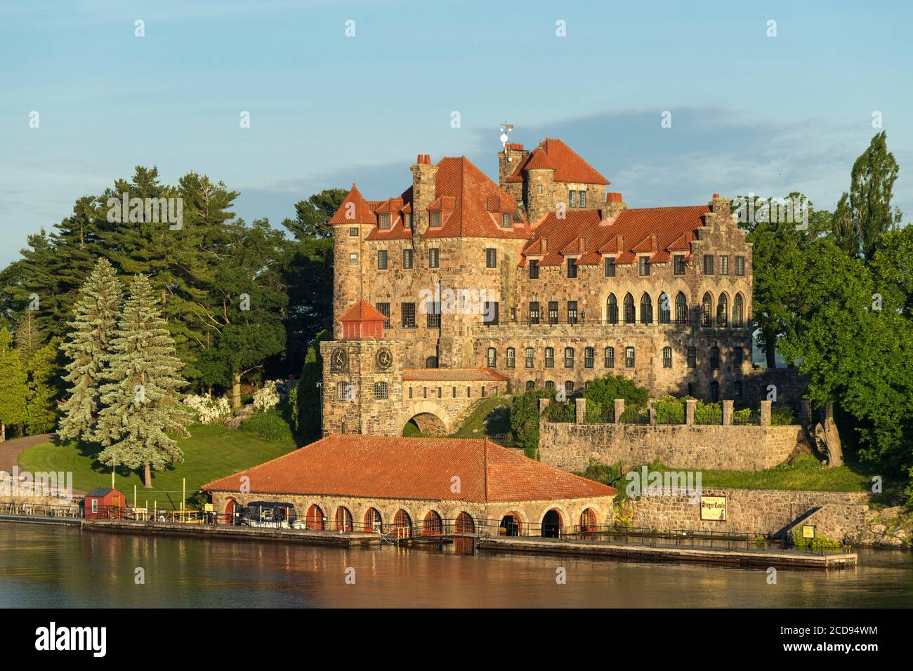 États-Unis, État de New York, Chippewa Bay, l'île et le château familial Singer sur le fleuve Saint-Laurent dans les mille-Îles Banque D'Images