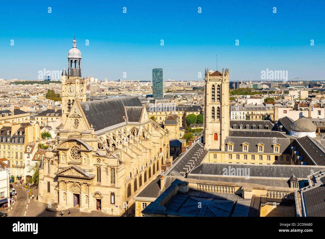 France, Paris, le quartier de la montagne Sainte Geneviève, l'église Saint Etienne du Mont et le lycée Henri IV Banque D'Images