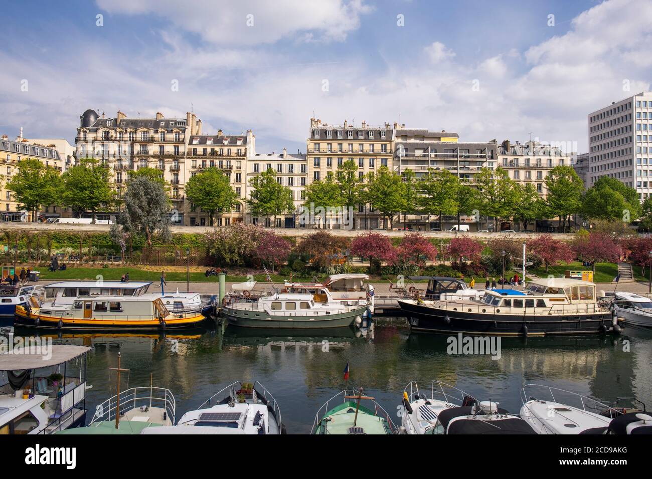 Port arsenal paris Banque de photographies et d'images à haute résolution -  Alamy