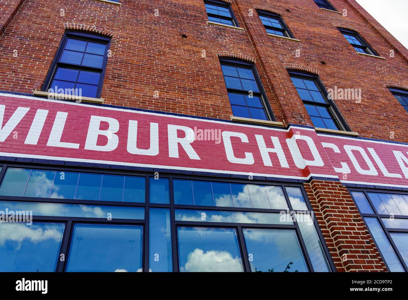 Lititz, PA, USA - 21 août 2020 : l'ancienne usine de chocolat Wilbur a été rénovée en un hôtel, un restaurant et un marché alimentaire dans le centre-ville Banque D'Images