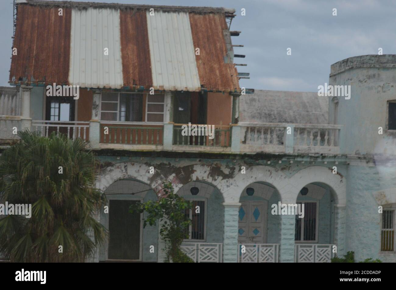 Une ancienne façade d'une maison de plage Banque D'Images