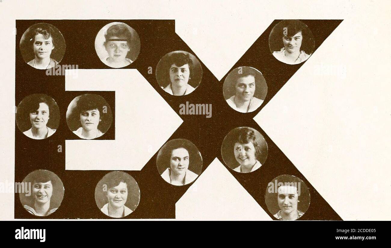 . La Muse [1917] . Les folies de 1917 Dolly Hyman Catherine LefTertsJosephine Myers Eleanor RelyeaSarah Rawlings Penelope Stiles Louise ArbogastHelen Brigham Bessie Durham Margaret Gold Catherine Gilmer la muse:. Les Merry-makers Emma Badham Maud MossFrances Cheatham Mary Polk Katherine Darden Nellie Rose Katharine Drane Helen Laughinghouse Marian Drane Anne Wilson Bessie Folk Banque D'Images