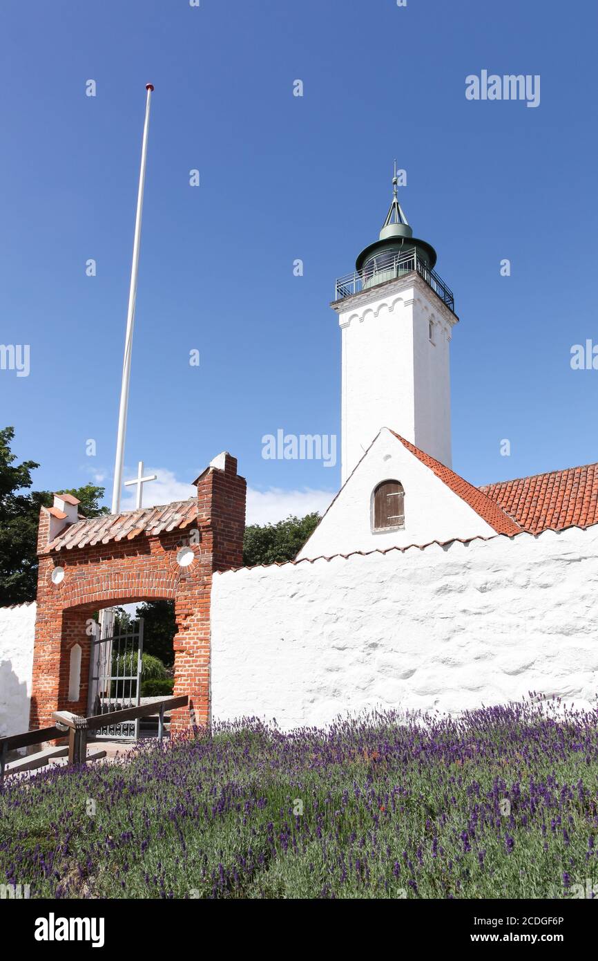 Église et phare ensemble sur l'île de Tuno, Danemark Banque D'Images