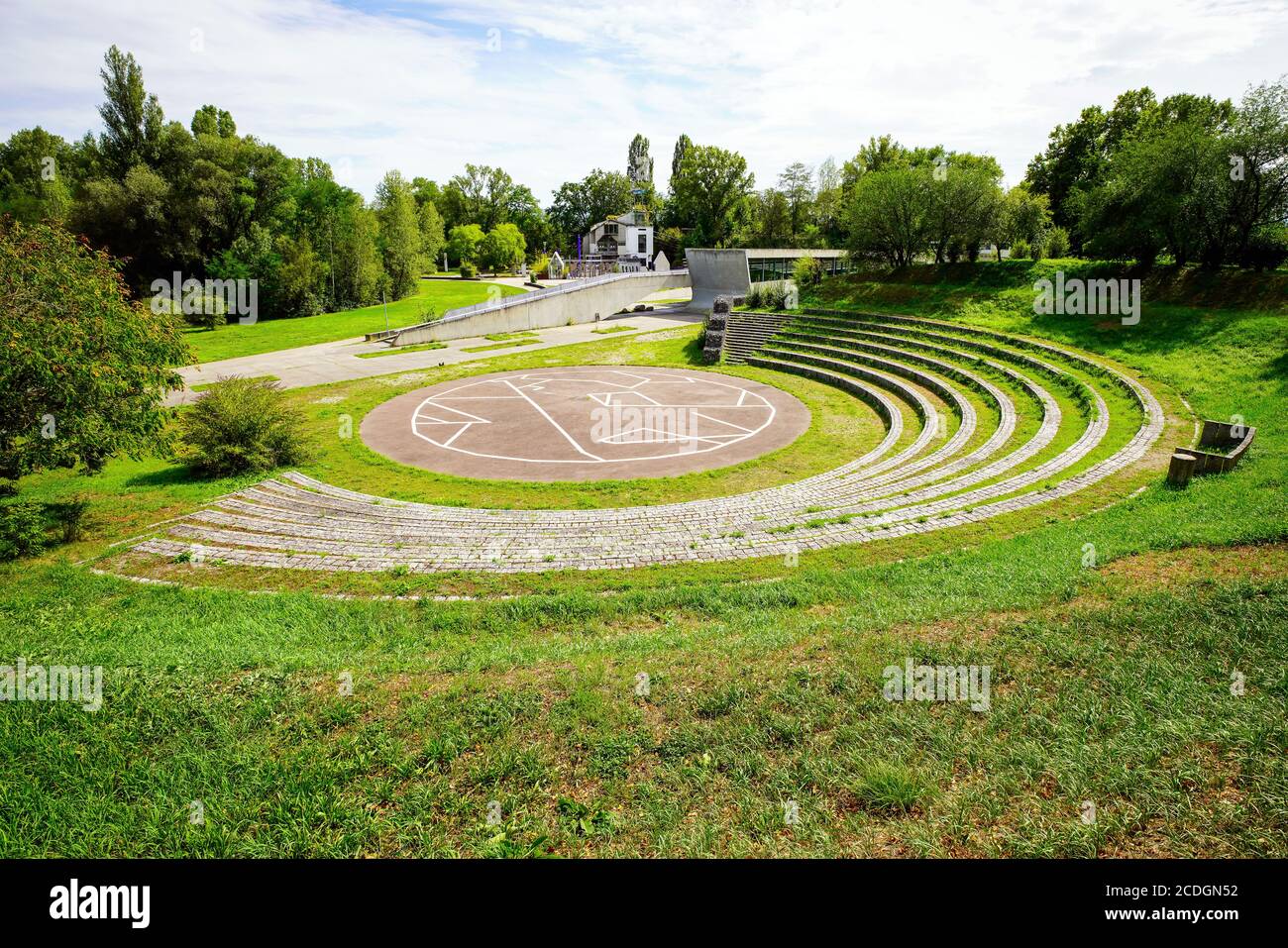 Landesgartenschau (Landscape formation One) Zaha Hadid, le jardin de Weil am Rhein, Bade-Wurtemberg, Allemagne. Banque D'Images