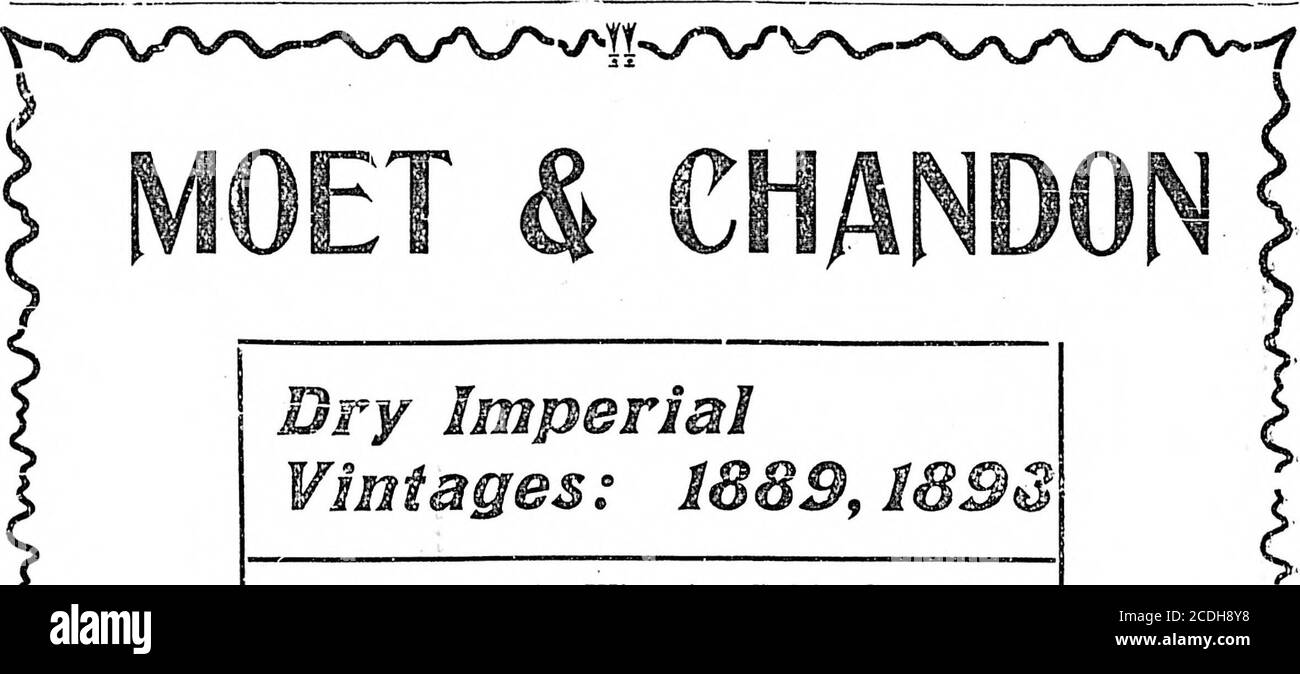 . Coloniste quotidien (1900-11-28) . • est recommandé par les principaux médecins du Canada pour son • abaate pureté et santéB. *I* I COWAN QUEENS DESSERT CHOCOLAT I ET GT;:? N'est pas une confiserie délicieuse C'est le vin favori dans tous les grands restaurants et hôtels Lon-don. TURNER, BEETON & CO Banque D'Images