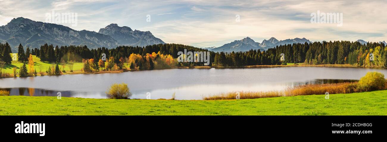 Vue panoramique sur un paysage magnifique en Bavière, en Allemagne Banque D'Images