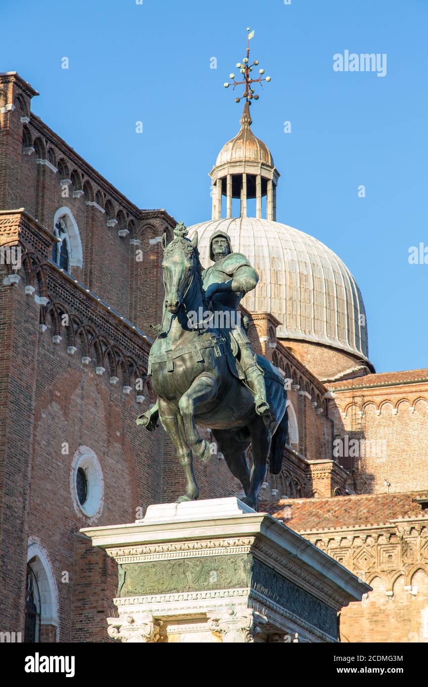Statue équestre de Bartolomeo Colleoni, derrière l'église, Santi Giovanni e Paolo, Campo Santi Giovanni e Paolo, Castello, Venise, Italie Banque D'Images